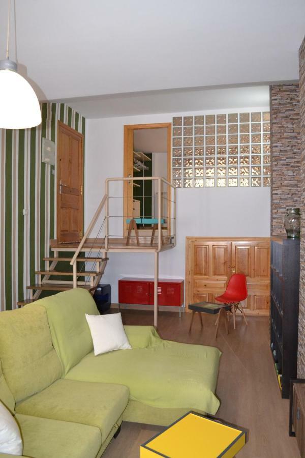 Apartamento Puerta Del Pirineo Sabinanigo Exterior foto
